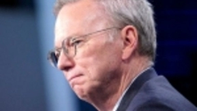 谷歌前CEO与云计算业务主管离开Alphabet