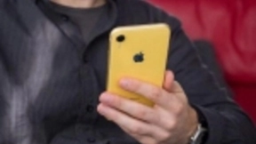 苹果或将大规模生产iPhoneXE：4.2吋屏不到5000