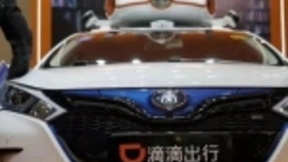 滴滴与比亚迪合作的无人车亮相：搭载6颗摄像头