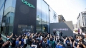 10倍变焦开售、5G手机体验，OPPO连放大招获好评！