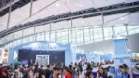 智伴科技C位亮相广州美博会，AI智能产品展望教育未来