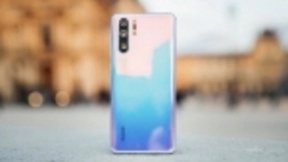 华为P30系列更新DC调光模式：OLED屏不辣眼