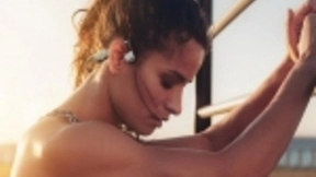 解放双耳爱上音乐 爱国者骨传导耳机带来不一样的音乐体验