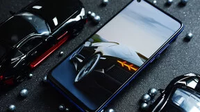 跑车般的酷炫华丽渐变色之美 华为nova 5i Pro 极光色精美图赏