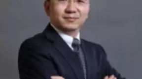 人工智能时代的机器人，能否成为新一代“保护神”？