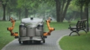 5G环卫机器人组队亮相 我国又一个全球第一