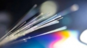 康宁亮相2019年中国国际光电博览会并展示一系列先进光学产品