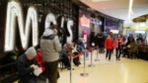 OPPO Reno 2背后AI杀器0.5秒唤出 这高智商秒杀Siri