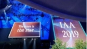 戴姆勒5大高管震撼演讲，人工智能指导原则印象深刻