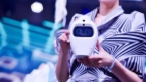 小萌希奥AI智能语音机器人 助力阅读好习惯