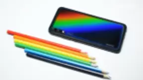 华为畅享10全息幻彩机身 属于年轻人的高颜值娱乐神器