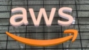 剑指英特尔，亚马逊最新数据中心芯片提速20％终端云端布局完备