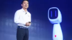 还在翻帖子查攻略？李彦宏这个新科技让出行准备简单10倍！