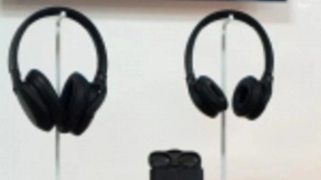 索尼一口气发布 3 款耳机，降噪更强、色彩超多