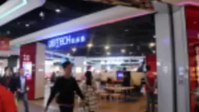 玩乐中提升创新力！京东电器超级体验店优必选区让孩子玩嗨