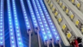 新疆首款人工智能LED护眼产品下线