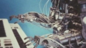 微软与埃森哲和Avanade合作建立垂直人工智能服务