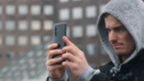 伦敦桥上的望远接力 vivo X30 Pro 60倍超级变焦完成不可能