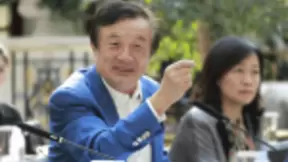 任正非再临达沃斯谈了什么？喊话美国不惧打击 称对AI没必要恐慌