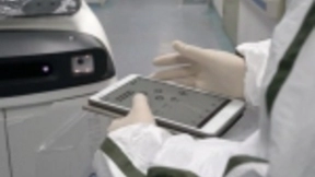 广东一医院引入“双胞胎”机器人实现物资配送 降低临床工作人员安全风险