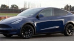 特斯拉发布首张Model Y量产车型图片 暗示车身制造取得突破