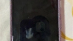 Pixel 4a真机照曝光：谷歌首次采用挖孔设计 小巧的塑料材质单手新机