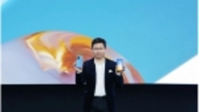 科技升华艺术 华为P40系列引领旗舰美学设计新标准