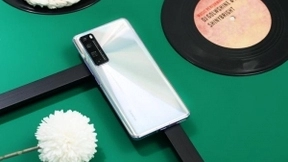 外观自拍全面升级 2020年5G自拍视频旗舰华为nova7系列真香