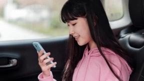 科大讯飞AI智能英语学习机发布，叫板专业英语私教，售价仅1999元