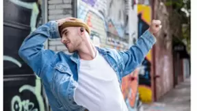 索尼真无线蓝牙运动耳机WF-XB700 专注运动散发活力色彩