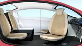 人工智能技术的飞速发展，自动驾驶技术日渐成熟