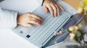 数码时尚单品三星Galaxy Book Ion，气质清爽颜值高