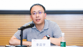 百度副总裁李震宇： Apollo Robotaxi确保安全第一