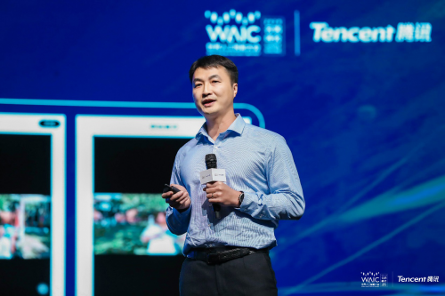 世界人工智能大会在沪举办：腾讯QQ黄俊洪分享社交产品AI新玩法