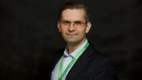 俄科学家用AI找到抗老分子，瑞维拓NMN补充NAD+备受瞩目