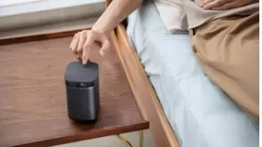 极米发布Play超悦版 单手可握的1080P便携投影