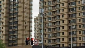 路灯杆变身基站 首个5G“智慧路灯杆”基站在常落地