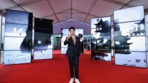 星光璀璨！海信电视穿越红毯亮相FIRST电影展