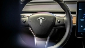 马斯克：完全自动驾驶六周后推送 功能有巨大飞跃