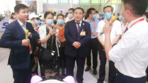 舌尖上的AI，服贸会惊现能烹饪3000多道菜的机器人