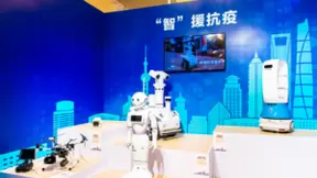 擎朗机器人第22届中国国际工业博览会 擎朗携“硬核”抗疫黑科技亮相