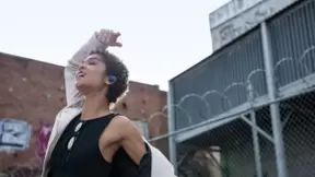 索尼真无线蓝牙运动耳机WF-XB700 设计青春时尚主打年轻潮流