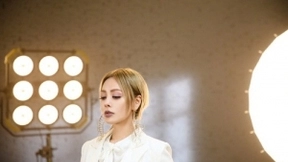 三星Galaxy Z Flip 5G，和静静子一起站C位