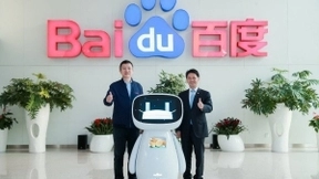 王海峰会见泰康保险集团总裁刘挺军，百度智能云助力保险业智能升级