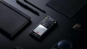 讯飞智能录音笔SR702荣获天鹅奖2020年度智能硬件创新奖