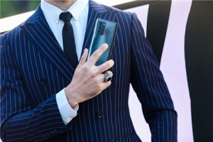 高端人士的选择，三星Galaxy Z Fold2 5G彰显用户身份