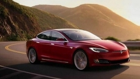 特斯拉“自动驾驶”软件的最新升级版将大规模发布