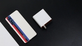 iQOO 5 Pro荣膺“年度性能旗舰手机”荣誉