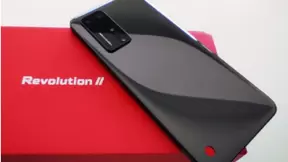 2020年真旗舰机——坚果R2，系统升级为用户带来全新体验