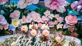 猎豹移动商场机器人助力大悦春风里开业，加速商场数智化提振实体经济